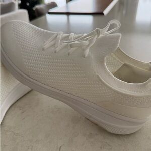 White Womens Fitflop Sneakers size 10